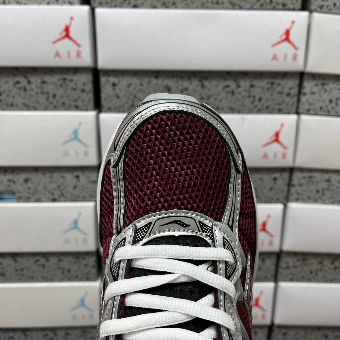 Saucony Omni 9 - Red Black